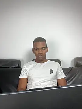 Lonelyfetishguy online show from 30, 9, 2025