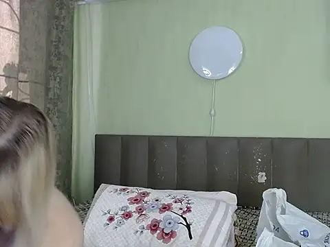 Kira Miler online show from 11, 2, 2025