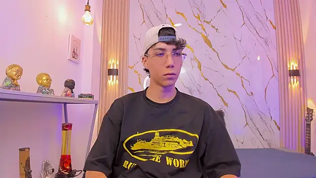 Nikolay Gregori online show from 6, 4, 2026