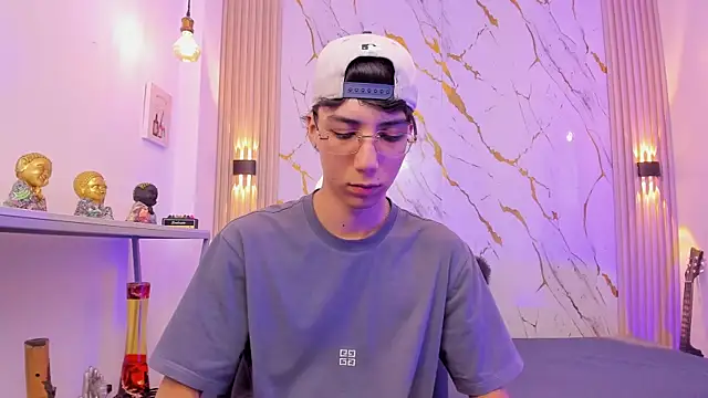 Nikolay Gregori online show from 5, 4, 2026