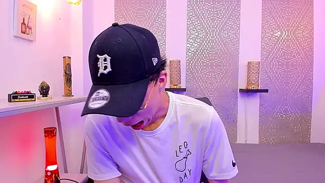 Nikolay Gregori online show from 18, 12, 2025