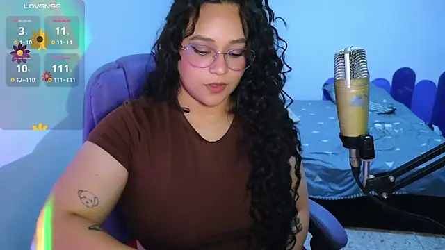 Luciernaga18 online show from 10, 4, 2026