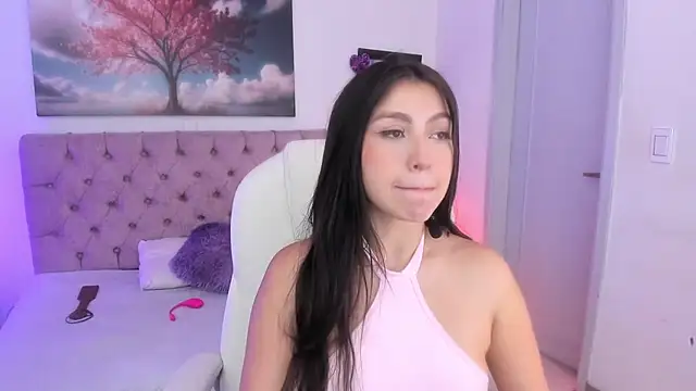 Julianaa Castro  online show from 12, 3, 2025