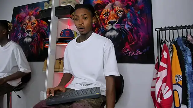 Pantera black 21 online show from 18, 10, 2025