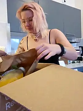 LaskaLeRoomba online show from 22, 3, 2025