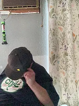 Miguel16i online show from 5, 3, 2025