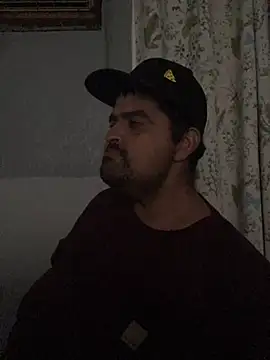 Miguel16i online show from 9, 3, 2025