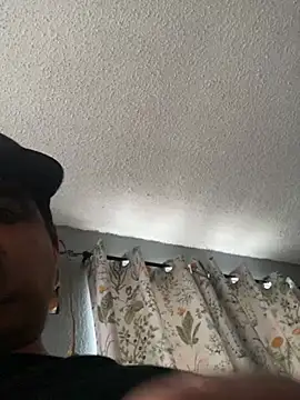 Miguel16i online show from 14, 2, 2025