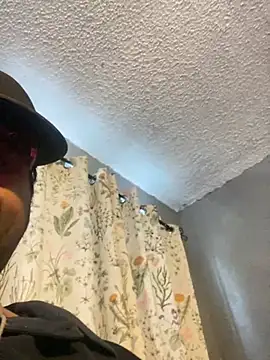 Miguel16i online show from 19, 3, 2025