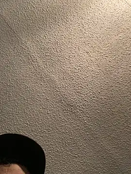 Miguel16i online show from 5, 3, 2025