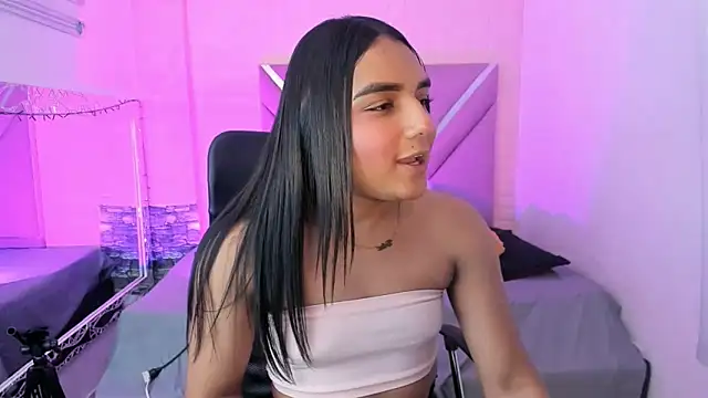 CandyLatinHott online show from 11, 2, 2026