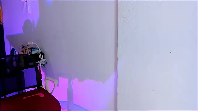 CandyLatinHott online show from 18, 6, 2026