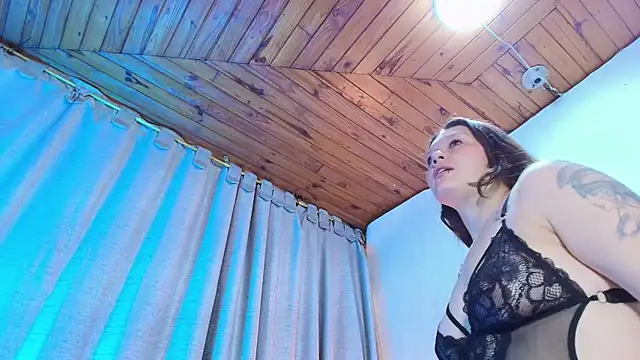 Eda Bonne online show from 5, 4, 2026