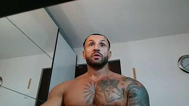 Magnificmuscles89 online show from 28, 5, 2026