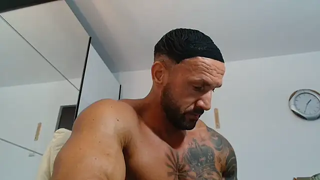 Magnificmuscles89 online show from 26, 6, 2026