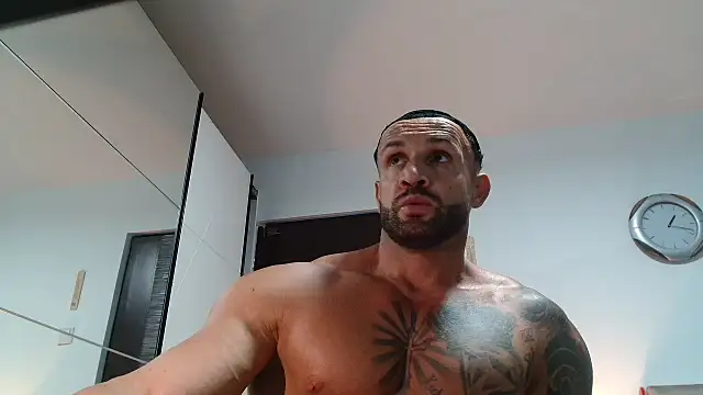 Magnificmuscles89 online show from 26, 5, 2026