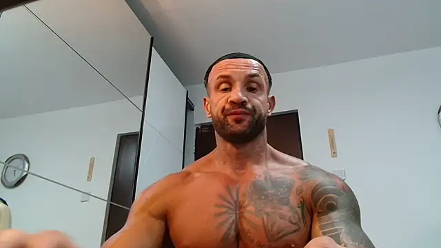 Magnificmuscles89 online show from 10, 7, 2026