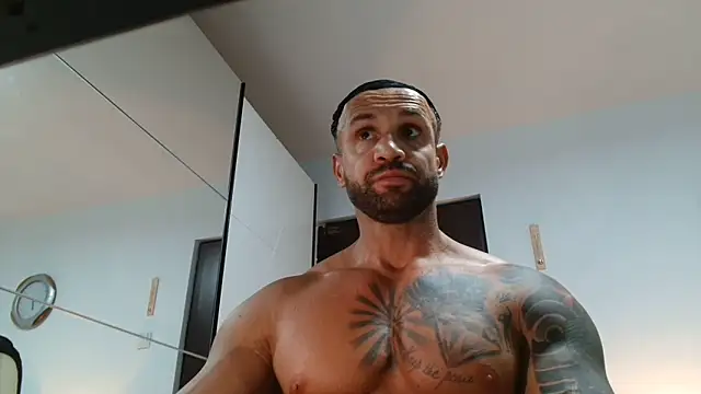 Magnificmuscles89 online show from 22, 5, 2026