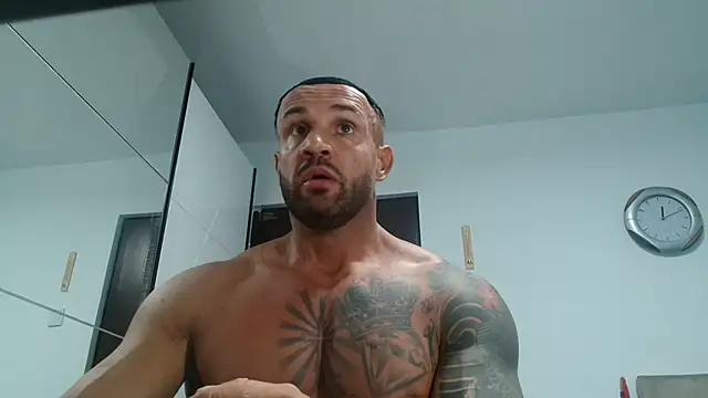 Magnificmuscles89 online show from 13, 3, 2026