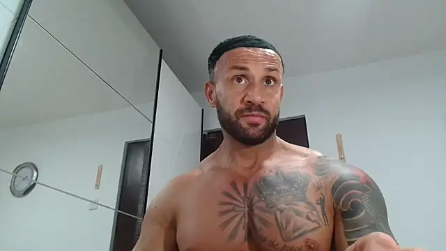 Magnificmuscles89 online show from 3, 5, 2026