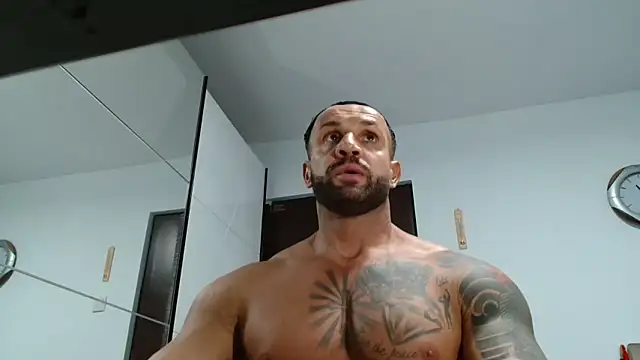 Magnificmuscles89 online show from 8, 5, 2026