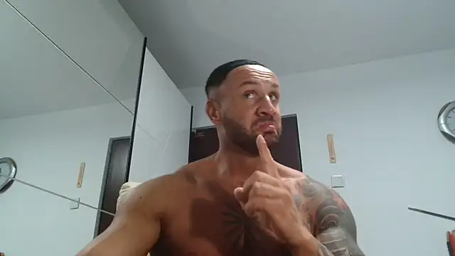 Magnificmuscles89 online show from 15, 1, 2026