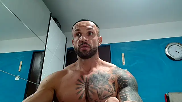 Magnificmuscles89 online show from 30, 9, 2025