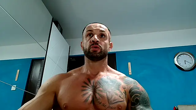 Magnificmuscles89 online show from 3, 10, 2025