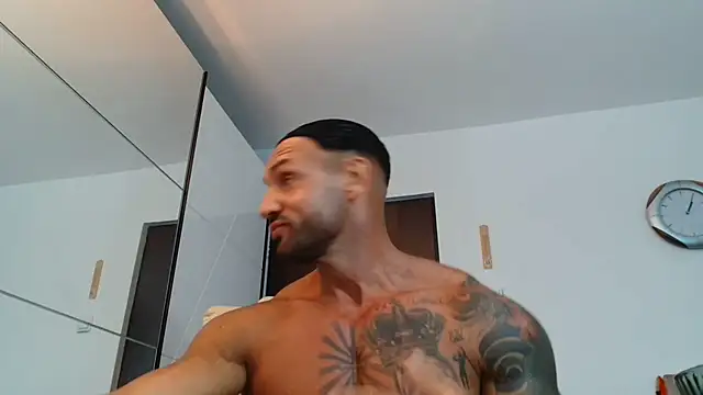 Magnificmuscles89 online show from 13, 7, 2026