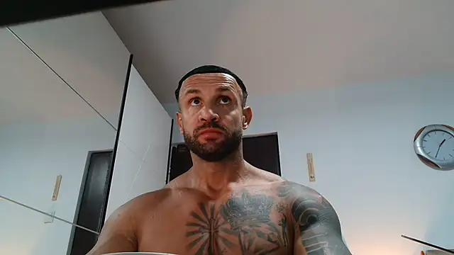 Magnificmuscles89 online show from 23, 5, 2026