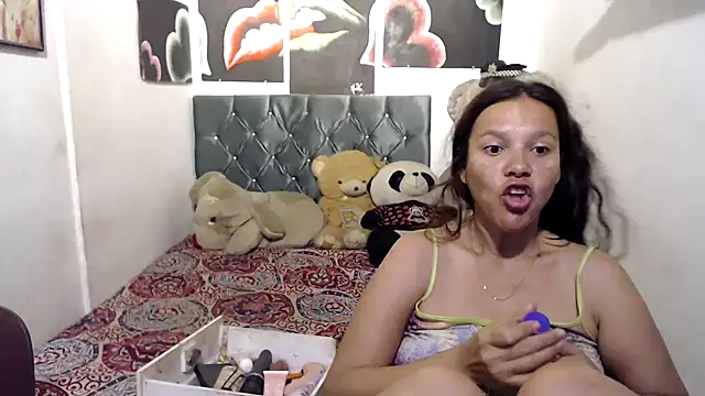 manzanahot9 online show from 20, 3, 2025