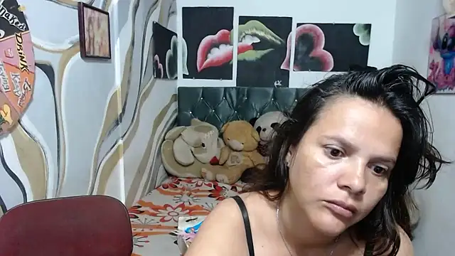 manzanahot9 online show from 17, 2, 2026