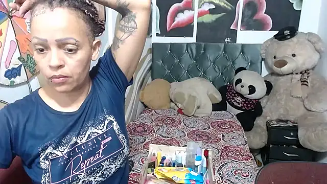 manzanahot9 online show from 29, 3, 2026