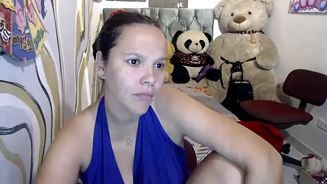 manzanahot9 online show from 10, 11, 2025