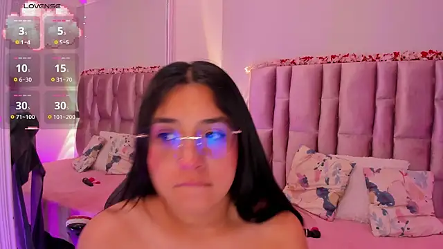 Snapshot of NikyBrookss chatting on 12, 10, 2025 NikyBrookss online show from 12, 10, 2025