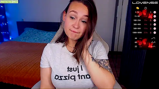 Cutie-Melanie online show from 15, 9, 2025