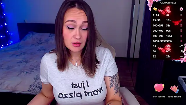 Cutie-Melanie online show from 27, 10, 2025