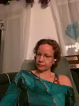 AnnikaRose online show from 11, 11, 2025