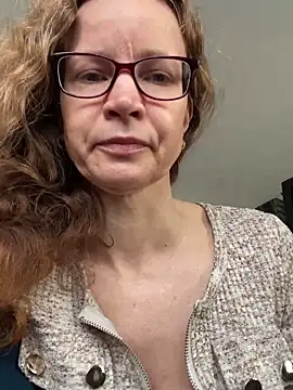 AnnikaRose online show from 15, 4, 2026