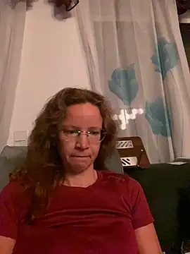 AnnikaRose online show from 5, 11, 2025