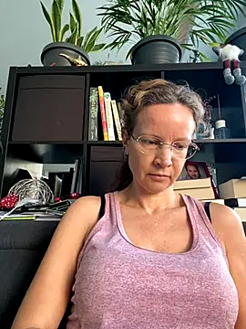 AnnikaRose online show from 23, 9, 2025