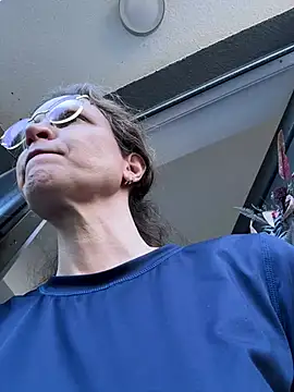 AnnikaRose online show from 6, 3, 2025