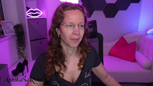 AnnikaRose online show from 20, 3, 2026