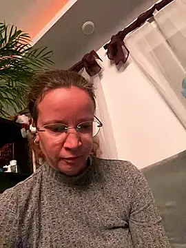 AnnikaRose online show from 9, 1, 2026