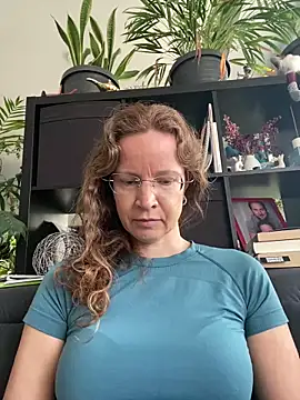 AnnikaRose online show from 11, 3, 2026