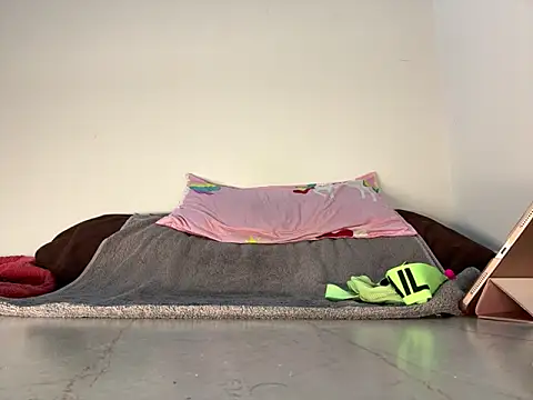 boypussyfist online show from 9, 9, 2025