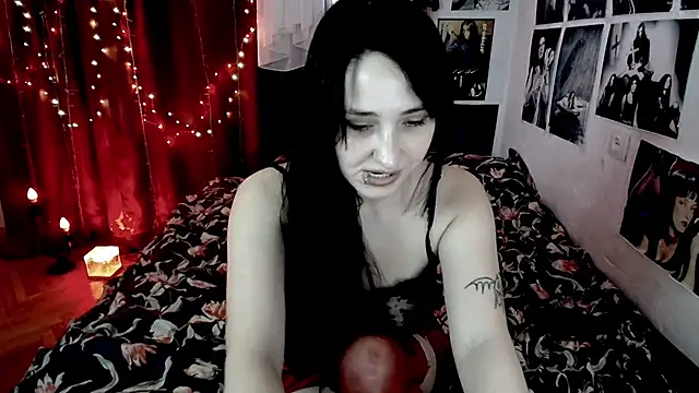 Snapshot of Tricky_Vicky666 chatting on 29, 9, 2025 Tricky Vicky666 online show from 29, 9, 2025