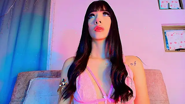 liccy hall online show from 11, 1, 2026