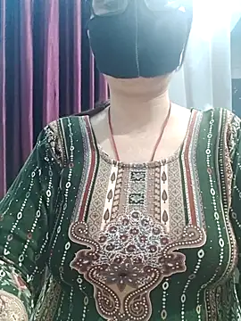 Snapshot of Aishwaryaa_69 chatting on 11, 2, 2026 Aishwaryaa 69 online show from 11, 2, 2026