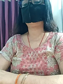Snapshot of Aishwaryaa_69 chatting on 19, 7, 2026 Aishwaryaa 69 online show from 19, 7, 2026